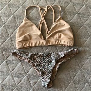 Acacia bikini size small reversible